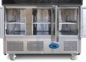 commercial saladette pizza prep fridge for pizzerias, cafés, and restaurants