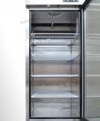 Powerful upright display freezer with 610L capacity, fan-forced cooling and auto defrost
